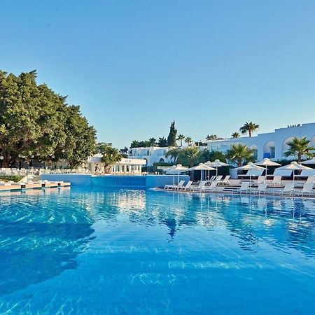 So Nice Beach Resort Ayia Napa Exteriör bild
